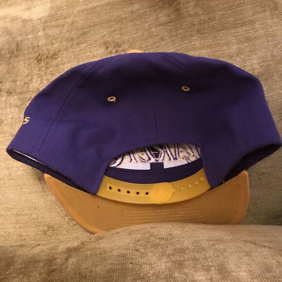 Vintage Los Angeles Lakers Snapback Hat Cap Wool Script NBA “Rare” 90’s Hat - Picture 5 of 10